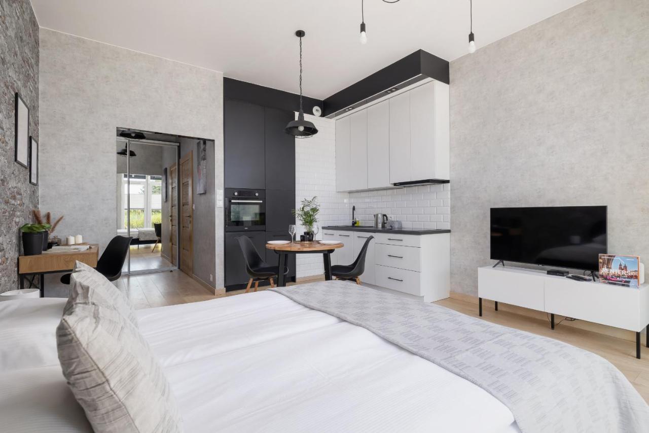 Krakow Studio With Parking & Terrace Near Zalew Bagry By Renters Prestige Buitenkant foto
